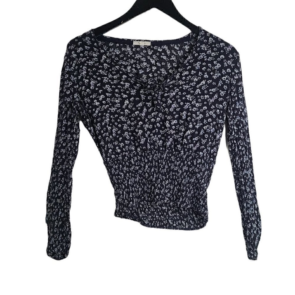 Maurices Navy White Dainty Baby's Breath Floral Knot Front  Crop Top